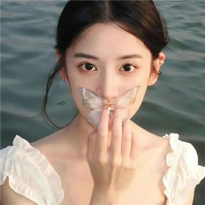 只有悲伤才是美丽的
